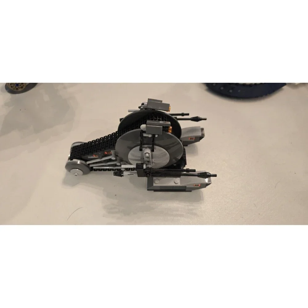 LEGO Star Wars Corporate Alliance Tank Droid No Minifigures As Is